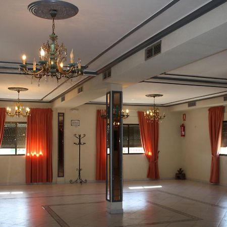 Hotel Carvajal Torrejon el Rubio Ngoại thất bức ảnh