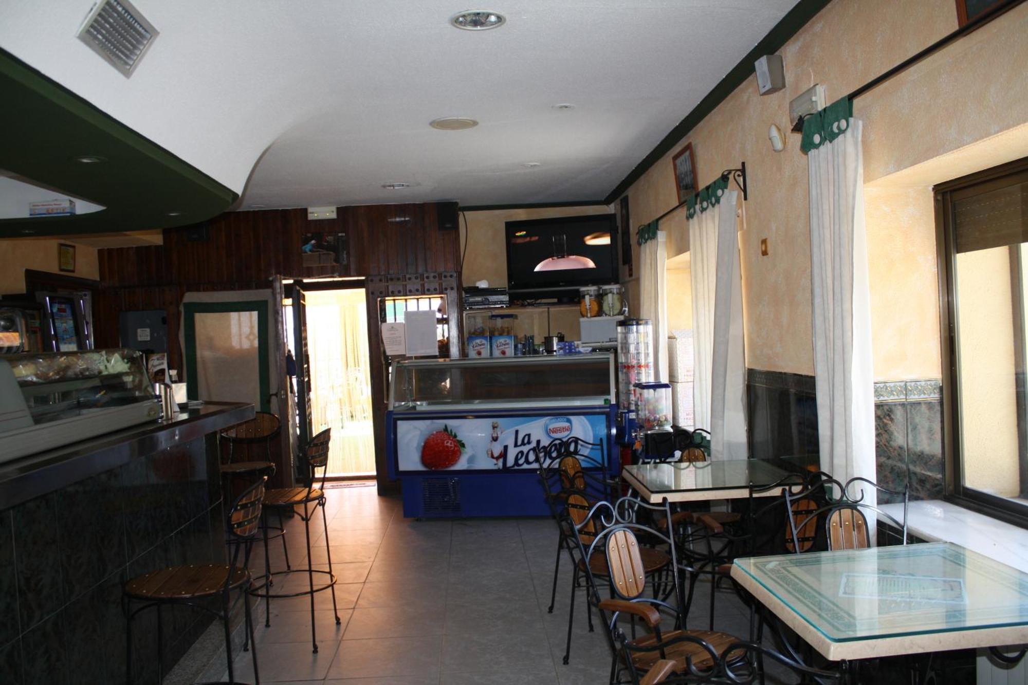 Hotel Carvajal Torrejon el Rubio Ngoại thất bức ảnh