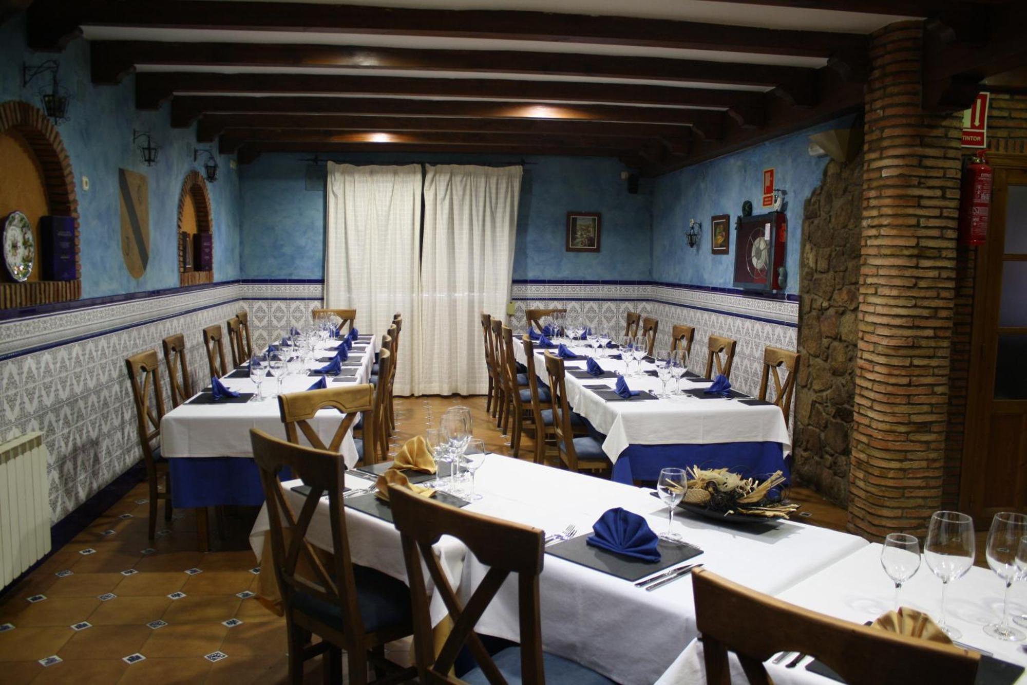 Hotel Carvajal Torrejon el Rubio Ngoại thất bức ảnh