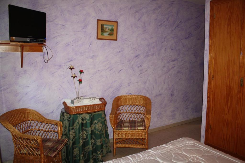 Hotel Carvajal Torrejon el Rubio Phòng bức ảnh