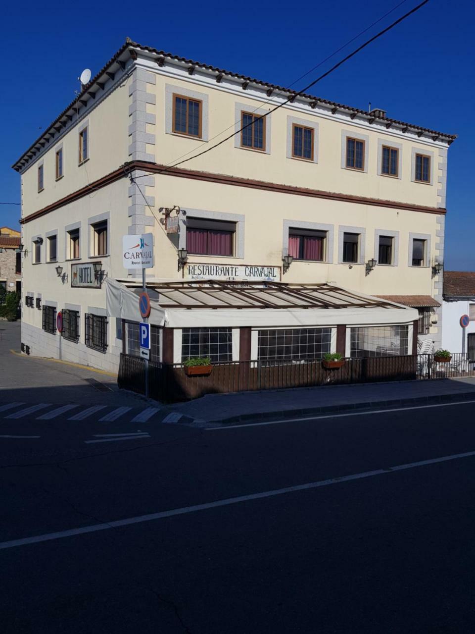 Hotel Carvajal Torrejon el Rubio Ngoại thất bức ảnh