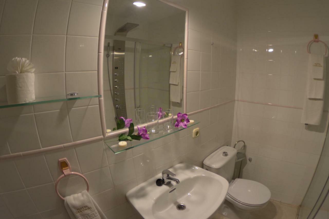 Hotel Carvajal Torrejon el Rubio Ngoại thất bức ảnh